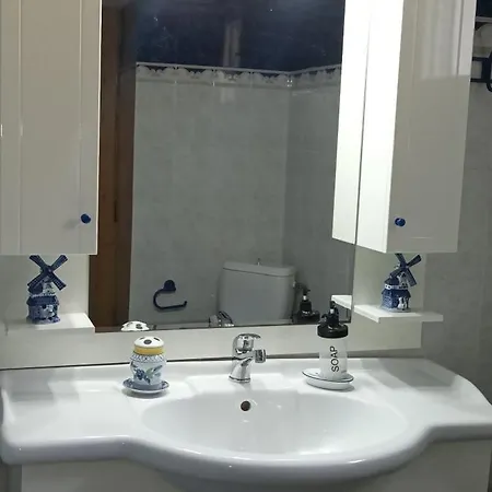 η θέα τhe View 펜션 Lílaia