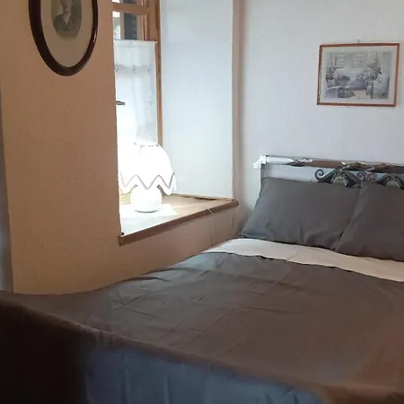 η θέα τhe View Lílaia