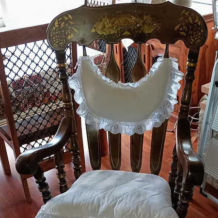 η θέα τhe View Lílaia